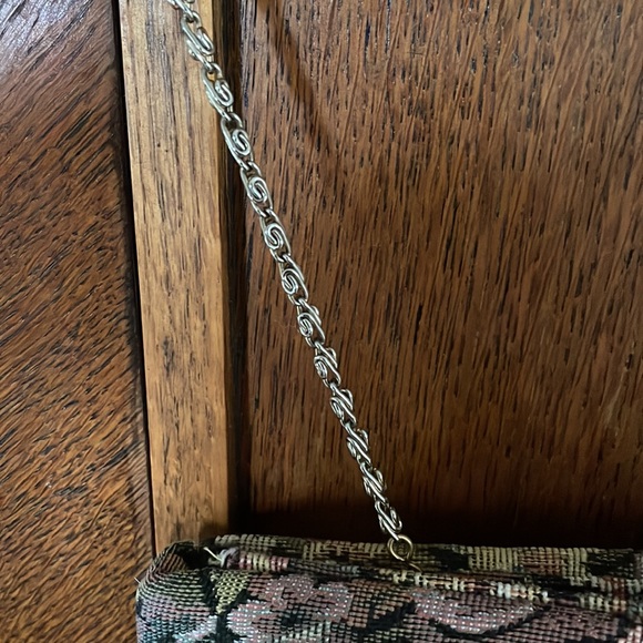 Vintage Floral Tapestry Shoulder Bag - Picture 7 of 7